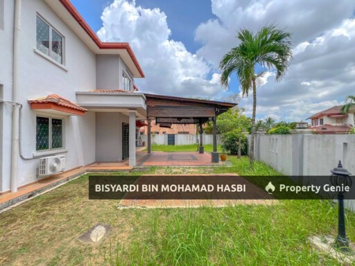 FACING OPEN 2 STOREY CORNER LOT, JALAN PALADIUM, SEKSYEN 7 SHAH ALAM .