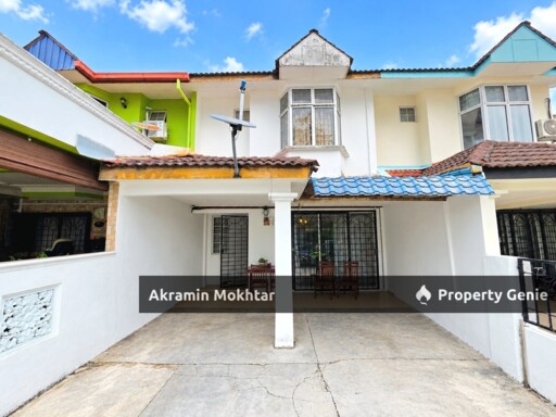 Freehold & Cheapest | 2 Storey Terrace Taman Dahlia  Bandar Baru Salak Tinggi