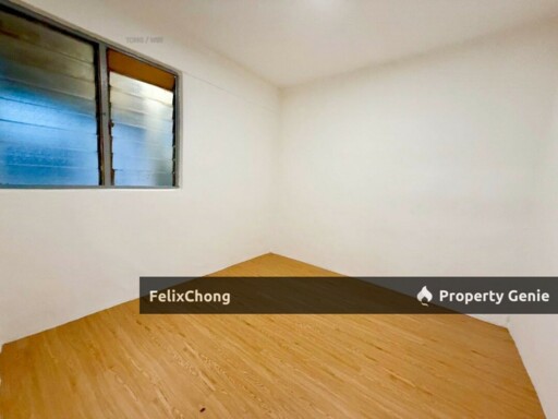 Taman Ungku Tun Aminah Low Cost Flat,Skudai,Level 2,Renovated