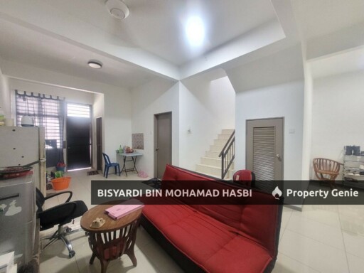 2 STOREY TERRACE TAMAN SAUJANA KLIA, SEPANG .