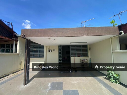 Lpoh Garden Canning Garden Freehold Single Storey Terrace House Facing Field Aeon Kinta Hospital Schools
