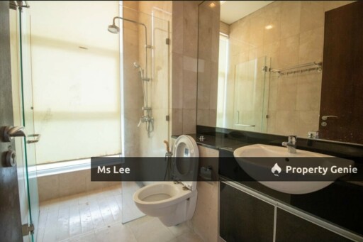 The Pearl @ KLCC-Level 17 private lift- Sale below bank value Rm480k