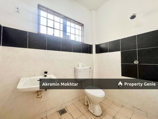 End Lot & Fully Refurbished | Double Storey, Saujana Utama 1 @ Sungai Buloh