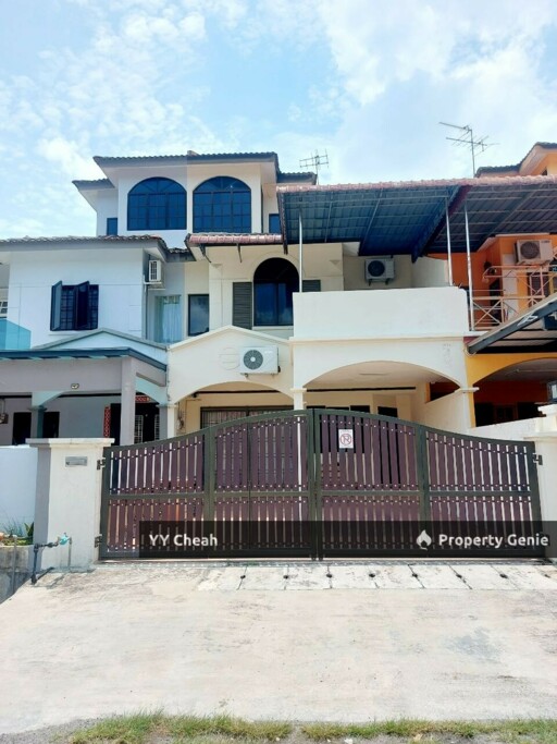 Gunung Rapat Ipoh Strawberry Park For Sale 2.5 Storey Great Deal, House Good Condition