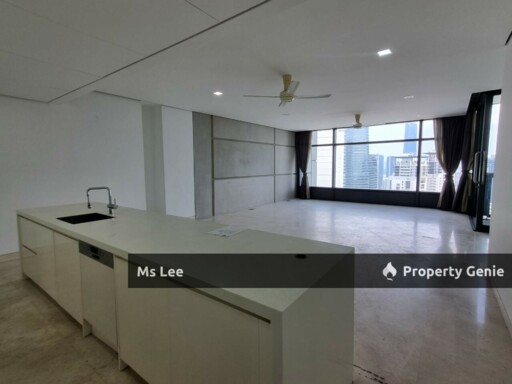 The Troika @ KLCC - Level 39 KLCC park view - 400m / 5 mins walk to LRT Ampang Park
