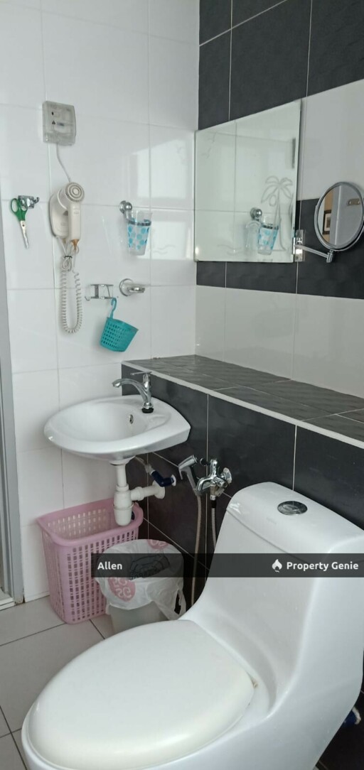 High-Floor Renovated Corner Unit at Sky Executive Suite, Bukit Indah – Walk to Lotus, Aeon & More!