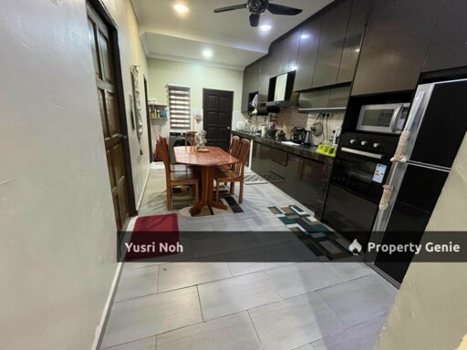 Rumah Teres 1.5 Tingkat @ Equine Park, Seri Kembangan