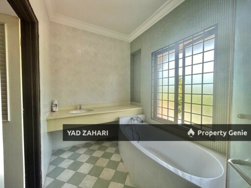 Alam Damai, Cheras | 2.5 Storey Semi D 6 Bedrooms | RM1.89M - Renovated and Extended 2 Rooms & Balcony