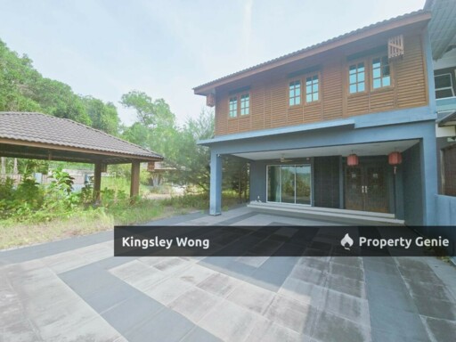 Taman Chandan Putri Kuala Kangsar Freehold Huge Land size Semi D With Renovated