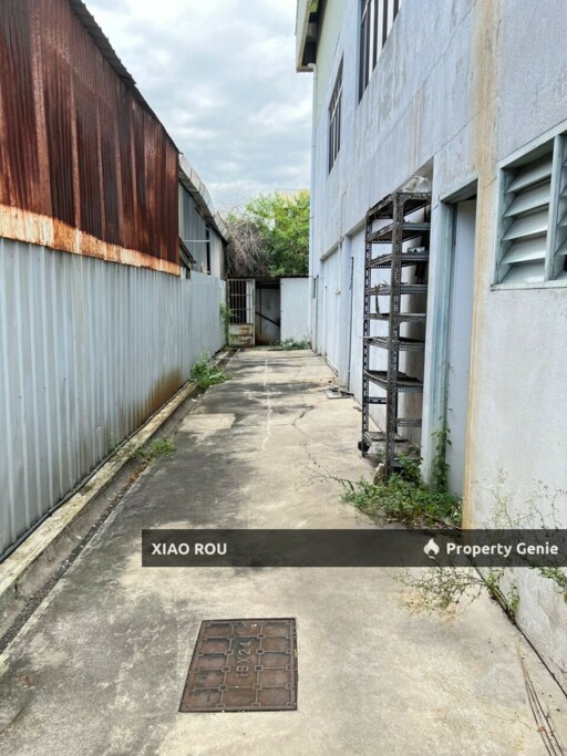 Malim Jaya 2 Ad-joining Lots Factory For Sale