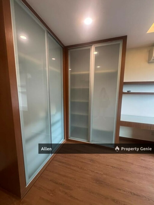 Danga View Apartment. Prime location with easy access to Danga Bay, JB Town, and just 12 minutes to CIQ!
