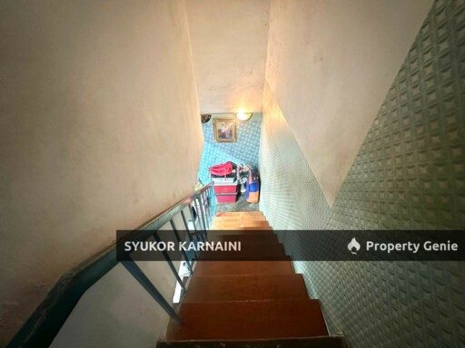 Rumah Teres Dua Tingkat, Jalan Bunga Tanjung, Taman Saraya Ampang