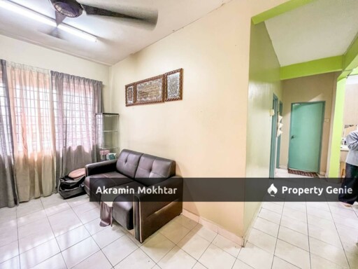 Apartment Taman LTAT Jalan Bukit Jalil Indah 4