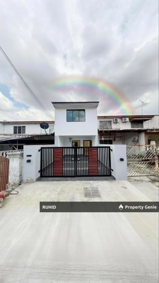 Renovated Freehold Double Storey House in Taman Desa Cemerlang