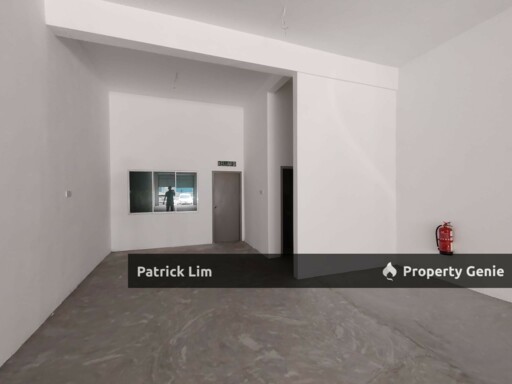 SKYWIZ AYER KEROH (GROUND FLOOR) SHOPLOT FOR RENT