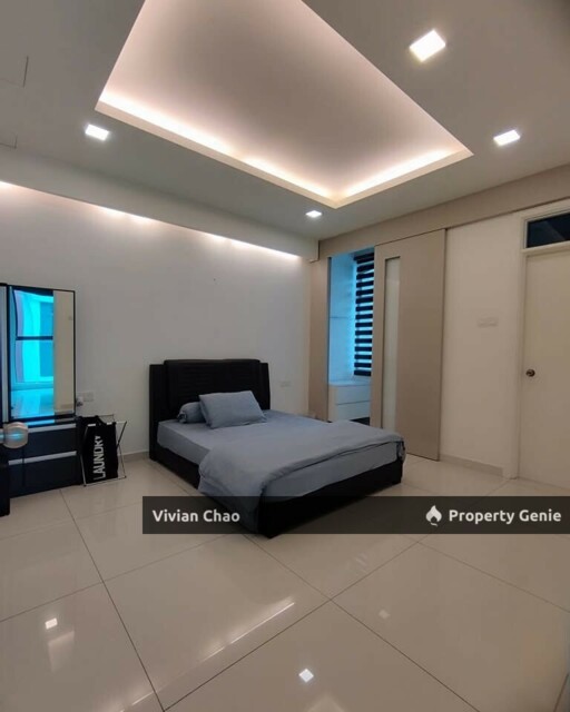 3Storey SemiD Taman Golf Guarded for Sale
