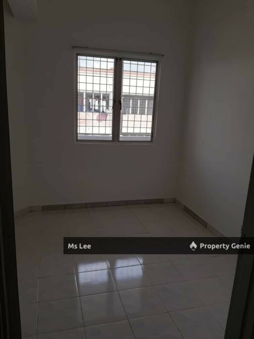 3rd Floor Shop Apartment RM 500 (KFC/NSK)-Taman Sentosa Utama @ Klang-Ready 15/7 or 31/7