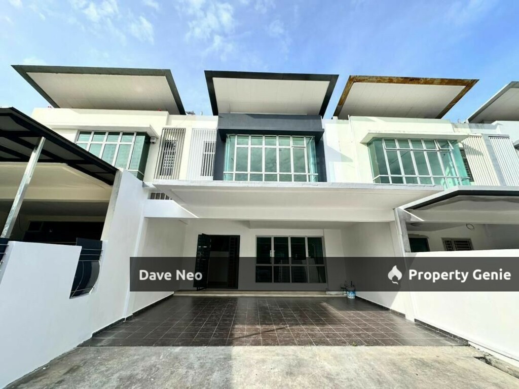 2-Storey House | Taman Nusa Sentral | 4 Beds 3 Baths | Partial Furnished