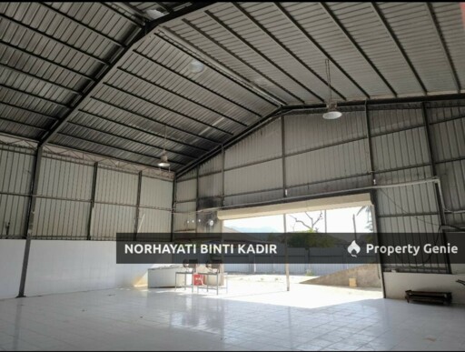 (TURUN HARGA & JUAL HARGA RUGI) TANAH 2 LOT DAN WAREHOUSE TEPI JALAN PANTAI KG SURA TENGAH DUNGUN, TERENGGANU