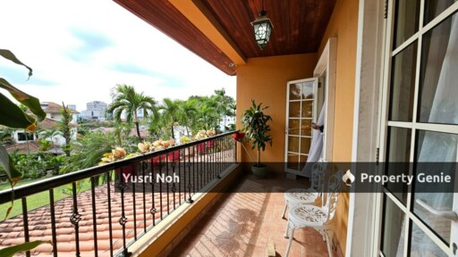 Freehold Double Storey Bungalow With Huge Land @ Bukit Gasing, Petaling Jaya