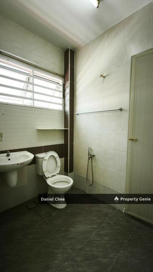 Botani Double Storey Terrace House For Rent