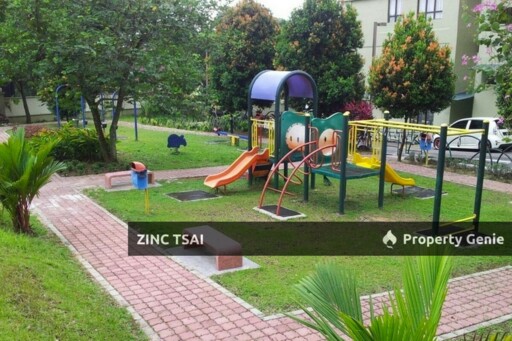 Anjung Hijau Apartment (Greenfields) {Save RM 115,000} 5 mins Drive to Awan Besar LRT Station & Pavilion Bukit Jalil