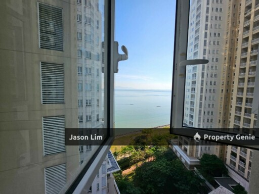 Quayside Luxury Seafront Condominium