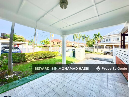 RENOVATED & FRESHLY PAINTED, Double Storey USJ 9 Subang Jaya .