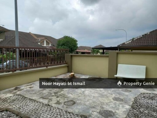 For Sale: SEREMBAN Sikamat, 𝗙𝗨𝗟𝗟𝗬 𝗙𝗨𝗥𝗡𝗜𝗦𝗛𝗘𝗗  Renovated 1.5 Semi D Taman Villa Suria Warisan Puteri Sikamat Seremban RM650k