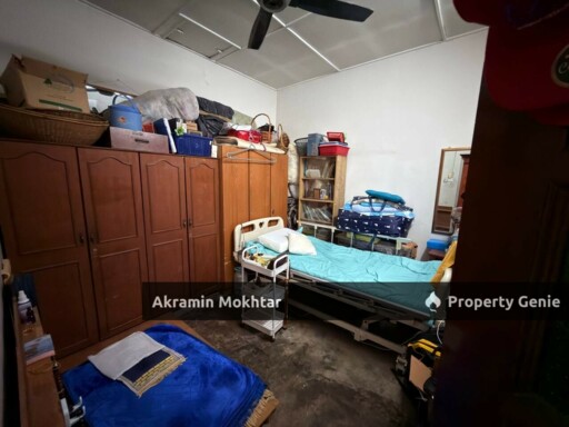 Freehold & Below | Market Single Storey Terrace SS5A  Kelana Jaya.