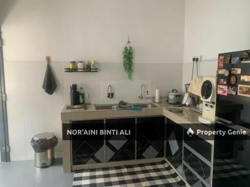 RUMAH TERES 2 TINGKAT INDERA MAHKOTA 3, KUANTAN ( Berhampiran Widad)