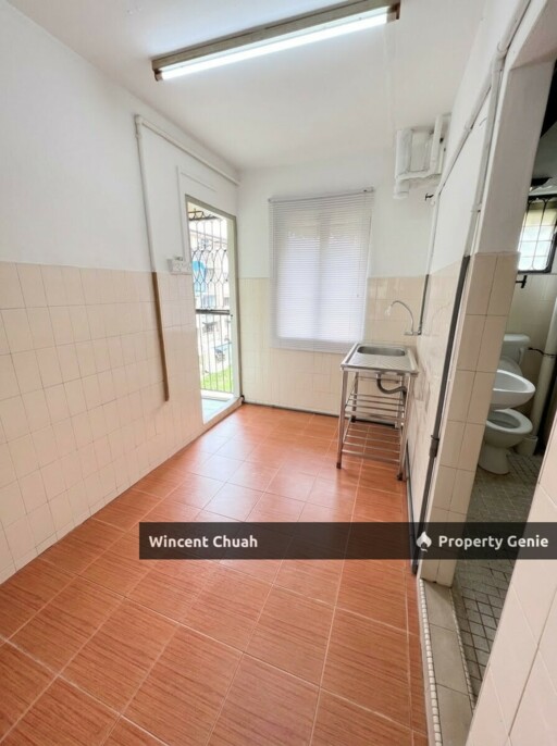 Flat Seksyen 2 Wangsa Maju (2 Bed 1 Bath) Near LRT - RM900/mth