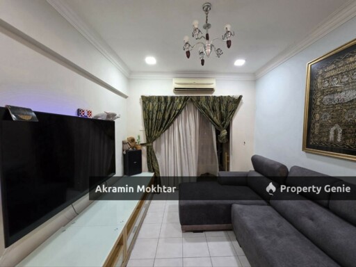 Freehold, Corner Unit, Partially Furnished & 2 Parking | Sri Cempaka Apartment, Jalan Sepakat Indah Kajang