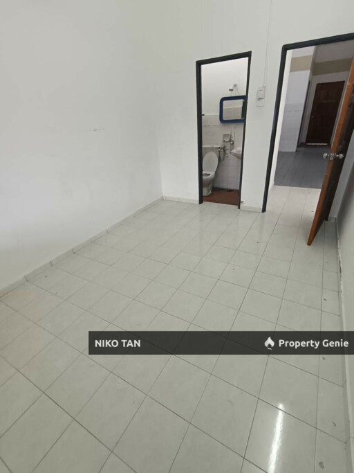 Jalan Santalia x, Taman Flora Heights, Pasir Gudang