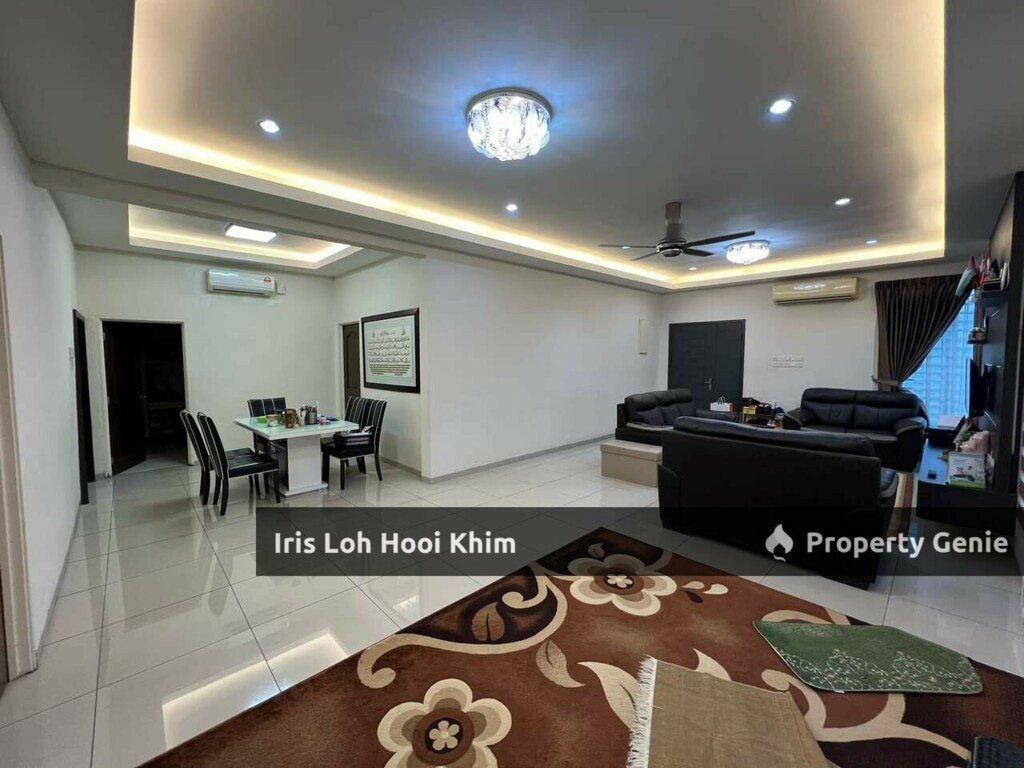 Taman Mount Austin Single Storey Terrace House Corner For Sale