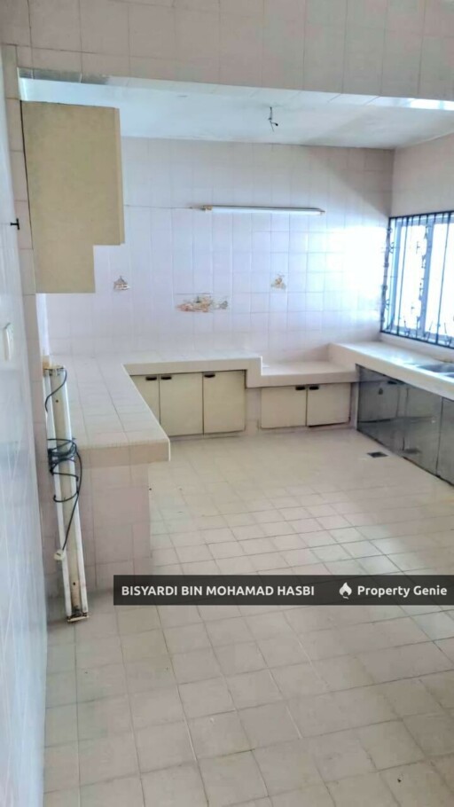 CORNER LOT 2 STOREY TERRACE TAMAN WANTAN, AMPANG SELANGOR .