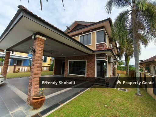 BANDAR SERI PUTRA PUTRA HILLS BUNGALOW