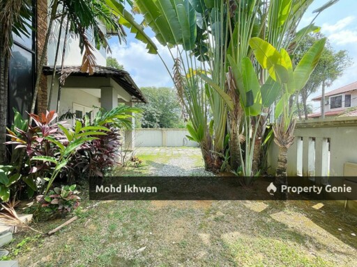 DOUBLE STOREY BUNGALOW SEKSYEN 8 KOTA DAMANSARA