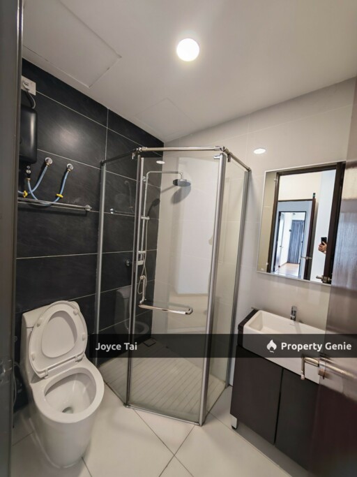 Danga Bay Fully Furnished For Rent
