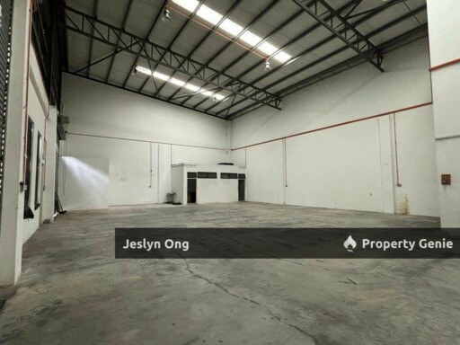 1.5 Storey Cluster Factory @ Eco Business Park 1 Kempas for Sale