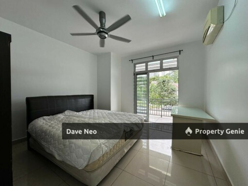 Taman Nusa Idaman • 2-Storey House • 4+1 Beds 3 Baths • Fully Furnished