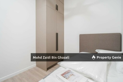 Fully Furnished 3 Bedrooms Condo @ Lakefront Resident