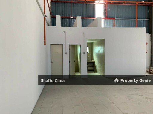 Two Units Warehouse Pekan Subang, TUDM, Subang For Rent