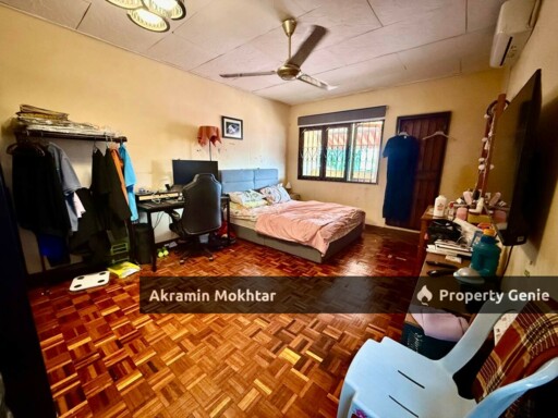 Facing Playground | 2 Storey Terrace Seksyen 4, Bandar Baru Bangi.