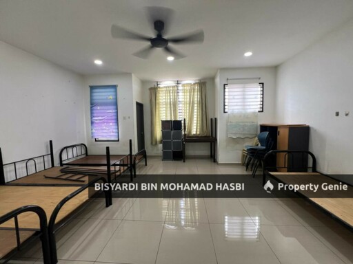 (Fully Renovated & Extended) Double Storey Terrace Taman Salak Perdana, Bandar Baru Salak Tinggi