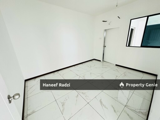 Superlink Teres 2 Tingkat - Bukit Banyan - Amaryn 3 - Intermediate Corner Lot