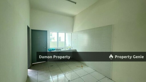 Lahat Mines Lakeside New Condition Double Storey House Sale