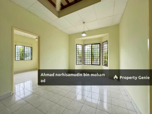 Corner Lot! Taman Bukit Subang U16 Shah Alam, Double Storey for Sale