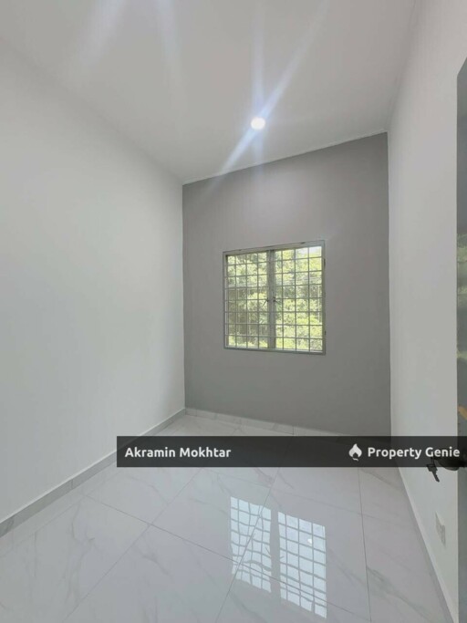 End Lot, Fully Renovated & Facing T- Junction | Double Storey Jalan 2/22, Bandar Tasik Puteri, Rawang