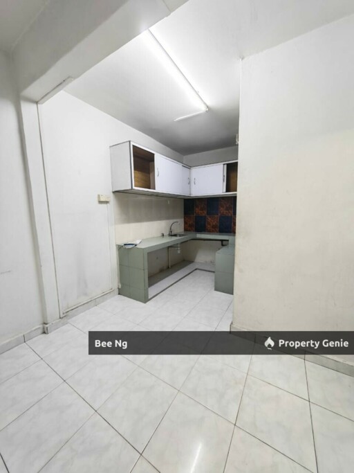 Flat @ Kangkar Pulai